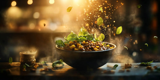 Chili sin carne in Schüssel angerichtet