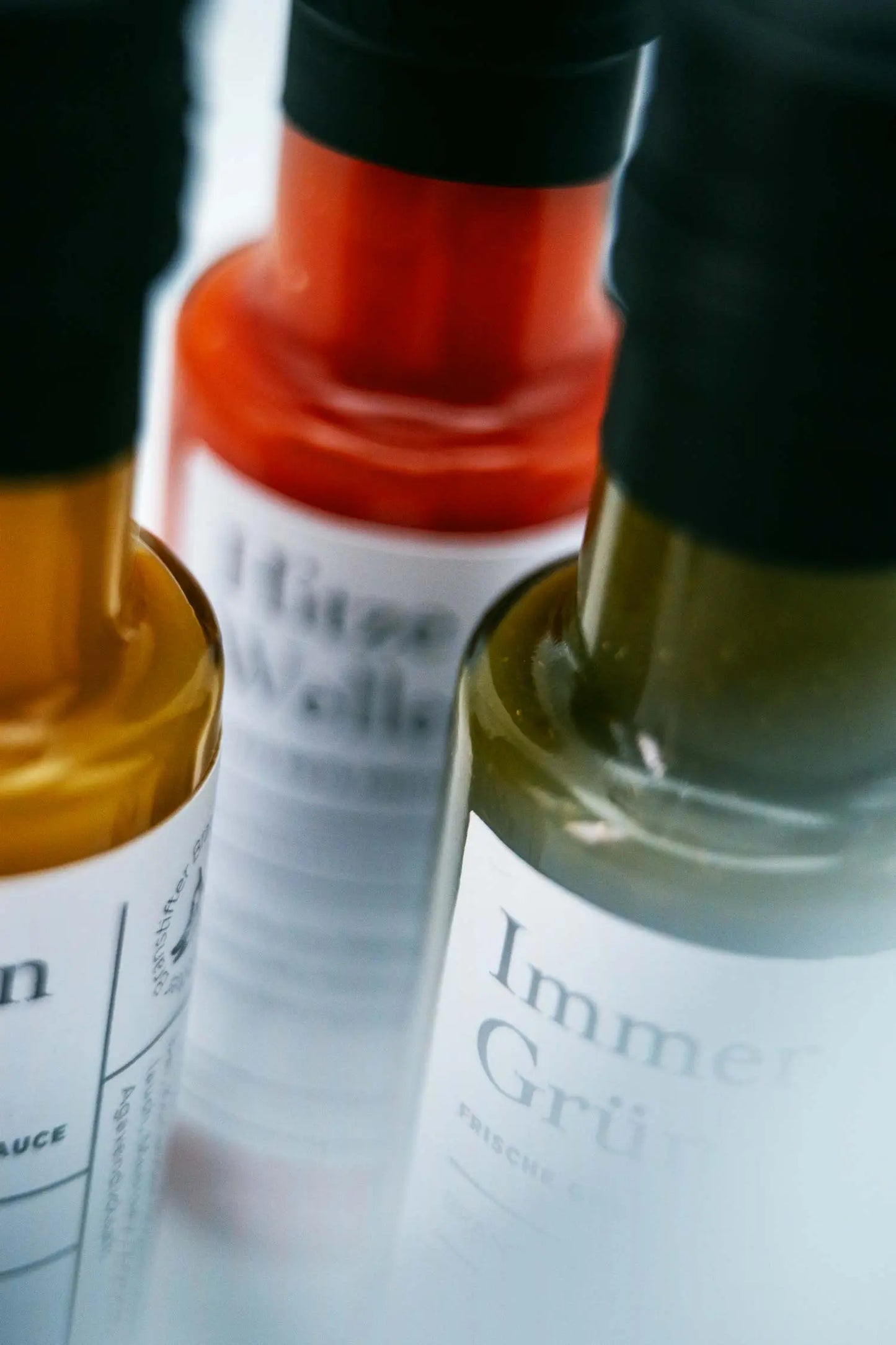 Brandstifter Chilisaucen drei Sorten von oben